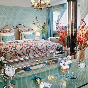 Estherea Otel